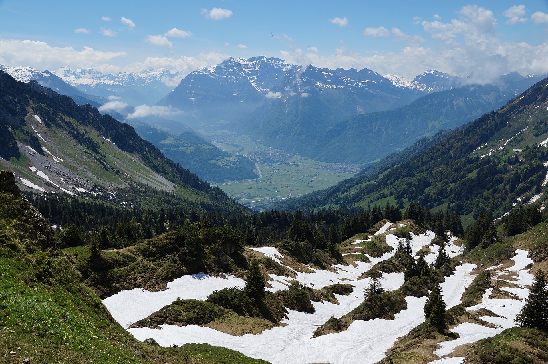 Aussicht vom Aufstieg zum Speer ins Glarnerland